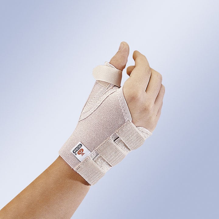 SHORT WRIST SUPPORT
