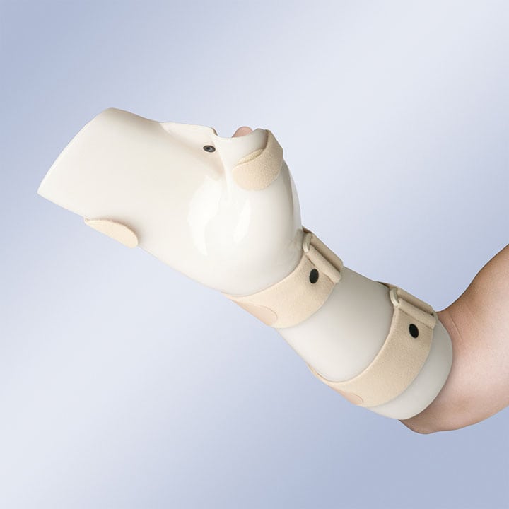 IMMOBILISATION SPLINT FOR HAND IN FLAT FUNCTIONAL POSITION