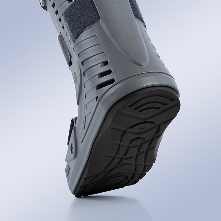 LONG INFLATABLE FIXED WALKER