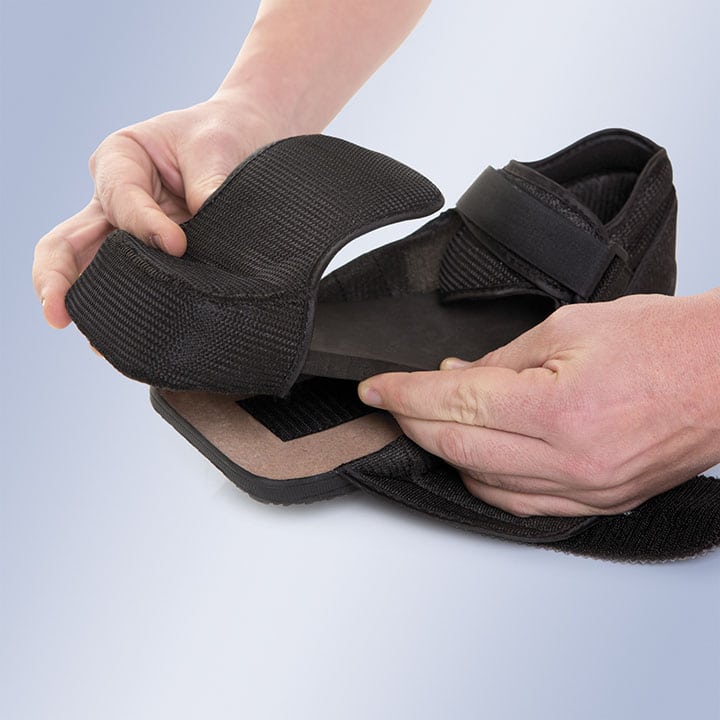 POST-OPERATIVE SHOE (PARTICULARLY INDICATED FOR DIABETIC FOOT/ULCERS)